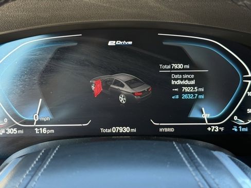 Certified 2023 BMW 530e w/ Convenience Package image 25