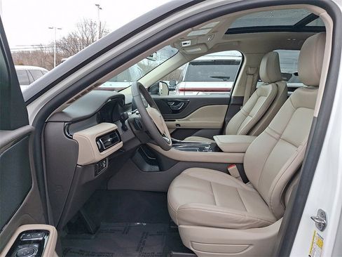 Certified 2023 Lincoln Aviator AWD w/ Premium Package image 14