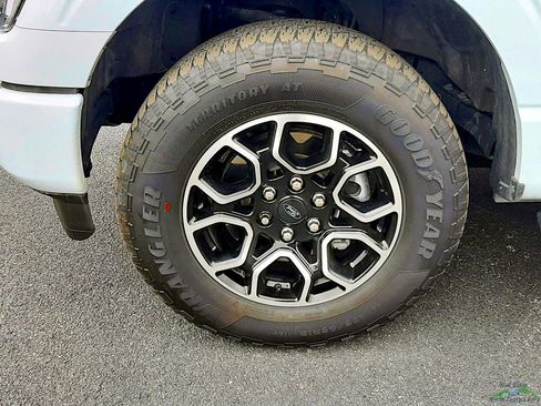 Used 2022 Ford F150 XLT w/ Equipment Group 302A High image 9