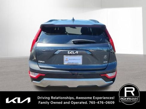 Used 2024 Kia Niro EX Touring FWD image 5