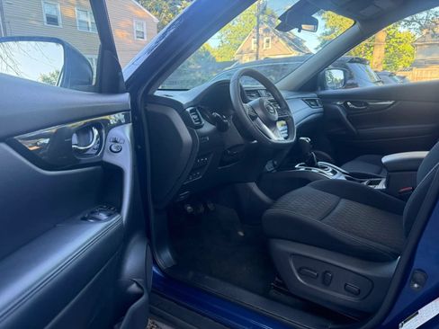 Used 2020 Nissan Rogue SV AWD/4WD image 7