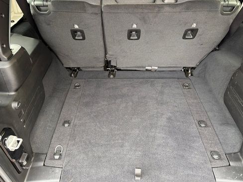 Used 2024 Jeep Wrangler Sahara image 20