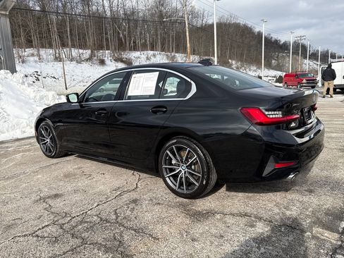 Used 2019 BMW 330i xDrive Sedan w/ Convenience Package image 3