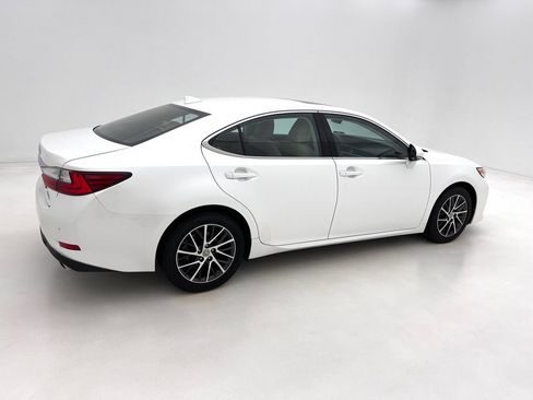 Used 2017 Lexus ES 350 FWD image 6