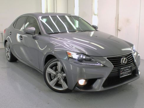 Used 2014 Lexus IS 350 image 29