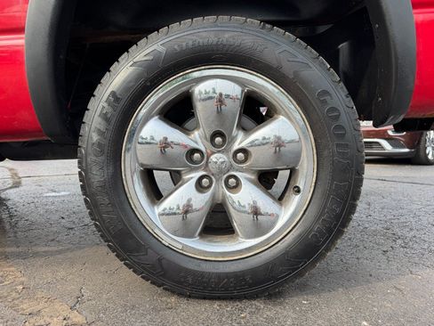 Used 2004 Dodge Ram 1500 Truck SLT w/ Sport Appearance Group AWD/4WD image 13