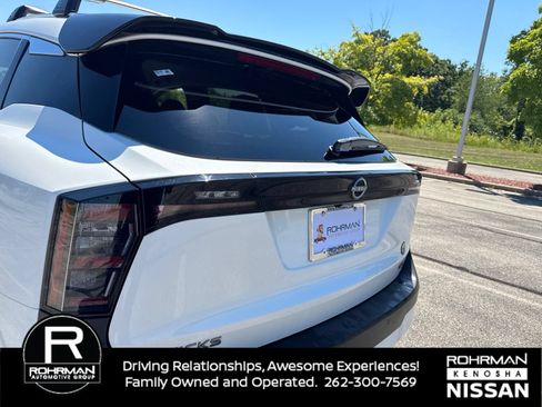 Certified 2025 Nissan Kicks SR FWD image 12