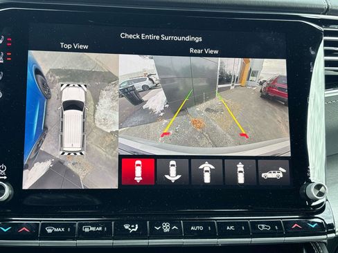 New 2026 Jeep Grand Wagoneer Limited AWD/4WD image 16