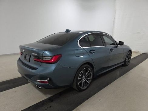 Used 2020 BMW 330i Sedan w/ Convenience Package image 3