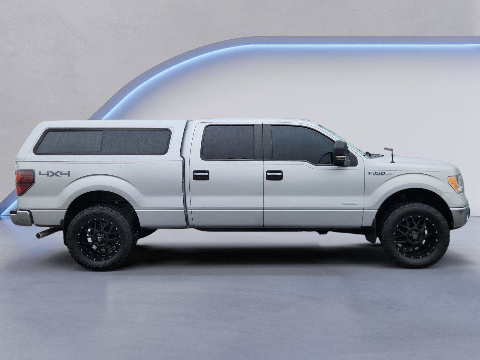 Used 2012 Ford F150 XLT w/ XLT Chrome Pkg AWD/4WD image 2