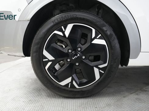 Used 2023 Kia Niro Wave w/ Wave Preserve Package FWD image 22