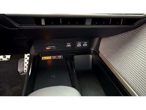 New 2026 Toyota Camry SE w/ Multimedia Upgrade Package FWD image 26