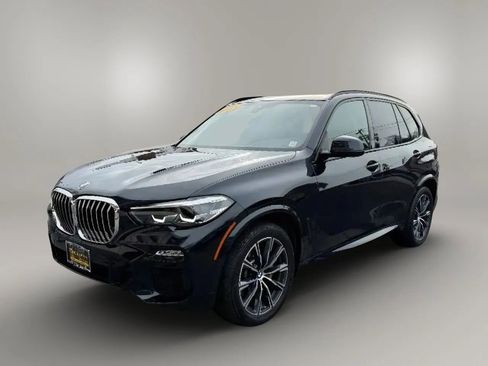 Used 2021 BMW X5 xDrive40i w/ M Sport Package image 3