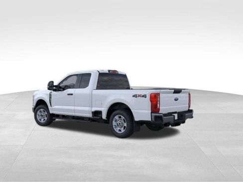New 2026 Ford F350 XLT image 4