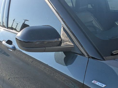 Used 2023 Ford Explorer ST-Line w/ Class IV Trailer Tow Package image 10