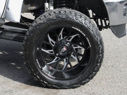 Used 2016 Ford F250 Lariat w/ Lariat Ultimate Package image 43