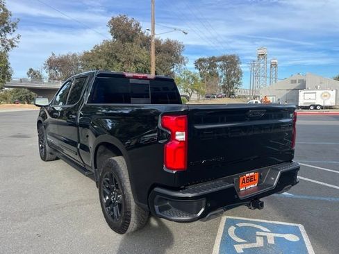 Used 2025 Chevrolet Silverado 1500 High Country w/ Midnight Edition AWD/4WD image 10