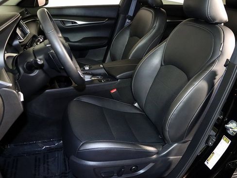 Used 2024 INFINITI QX50 Luxe image 12