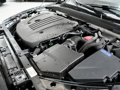 Used 2023 Volvo V60 B5 Cross Country Ultimate w/ Climate Package image 39