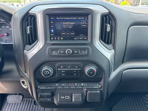 Used 2024 Chevrolet Silverado 2500 Custom w/ Custom Convenience Package AWD/4WD image 29