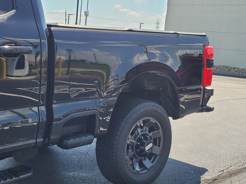 Used 2023 Ford F250 Lariat w/ Sport Appearance Package AWD/4WD image 20