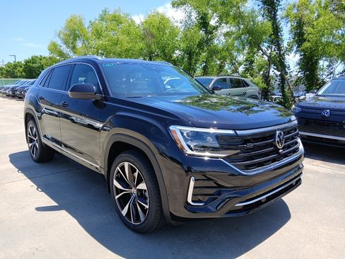 New 2026 Volkswagen Atlas Cross Sport SEL Premium R-Line AWD/4WD image 7