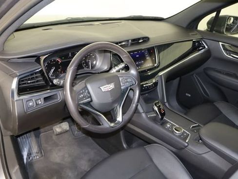 Used 2020 Cadillac XT6 Premium Luxury FWD image 30