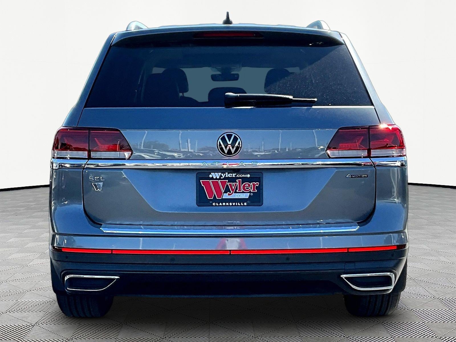 Used 2023 Volkswagen Atlas SEL AWD/4WD image 5