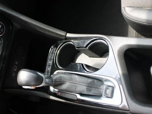 Used 2020 Buick Encore GX Select w/ Sport Touring Package FWD image 39