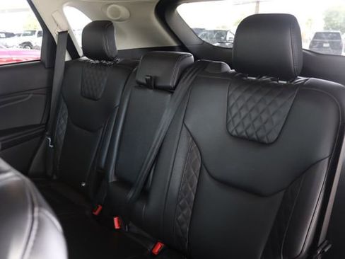 Used 2023 Ford Edge Titanium image 32