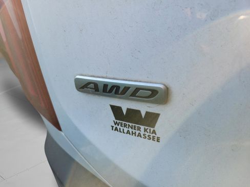 Used 2022 Kia Telluride SX w/ SX Prestige Package image 30