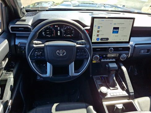 Certified 2025 Toyota 4Runner TRD Sport Premium w/ Tow Technology Package AWD/4WD image 11