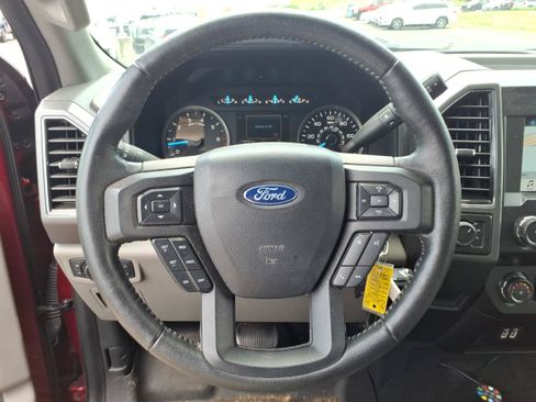 Used 2019 Ford F150 XLT w/ Equipment Group 302A Luxury AWD/4WD image 19