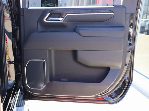 New 2025 GMC Sierra 2500 SLT w/ SLT Premium Package image 44