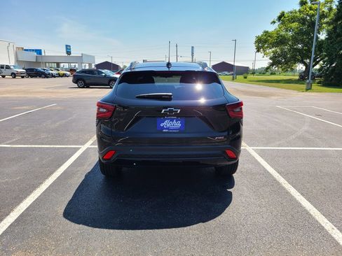 New 2026 Chevrolet Trax RS w/ Sunroof Package FWD image 6