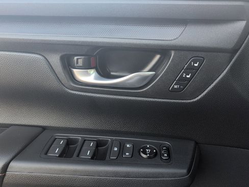 Used 2025 Honda CR-V Sport-L image 24