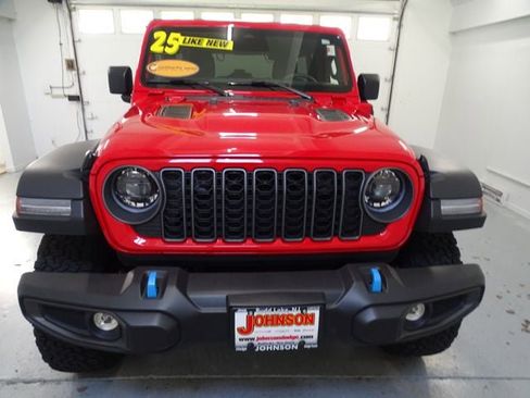 Certified 2025 Jeep Wrangler Unlimited Rubicon 4xe w/ Safety Group AWD/4WD image 23