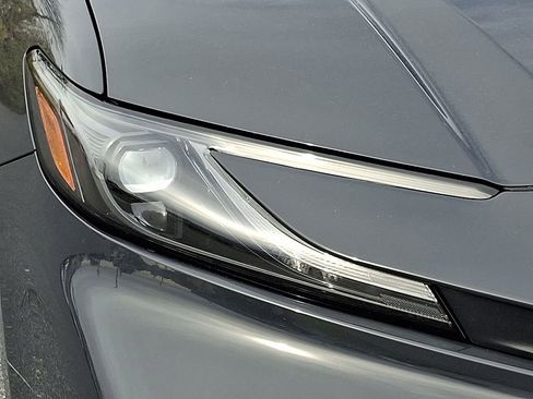 Used 2025 Toyota Camry LE image 9