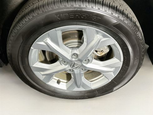 Used 2025 Honda HR-V LX image 11