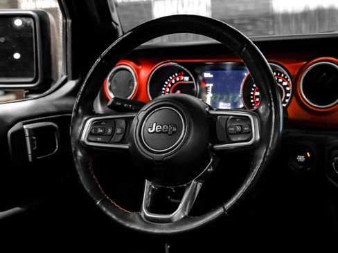 Used 2019 Jeep Wrangler Unlimited Rubicon AWD/4WD image 14