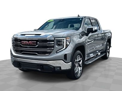 Used 2023 GMC Sierra 1500 SLT w/ SLT Premium Plus Package