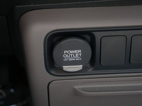 Used 2011 Honda Ridgeline RTS image 25