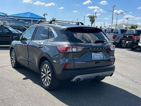Certified 2020 Ford Escape Titanium AWD/4WD image 5