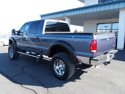 Used 2004 Ford F250 Lariat AWD/4WD image 3