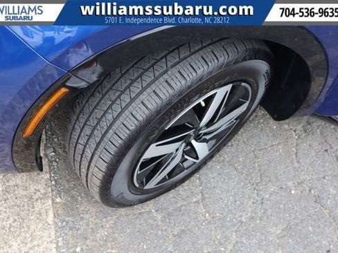 Used 2023 Kia Sorento S w/ Panoramic Sunroof Package image 46