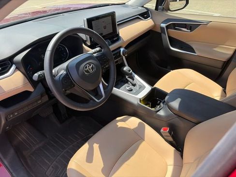 Used 2024 Toyota RAV4 XLE Premium AWD/4WD image 13
