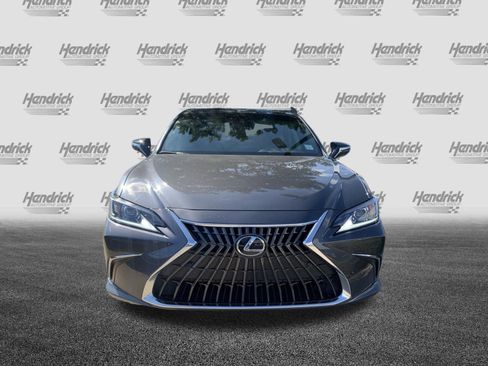 Used 2025 Lexus ES 350 w/ Premium Package FWD image 3