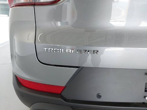 New 2026 Chevrolet TrailBlazer LS w/ LS Convenience Package FWD image 32
