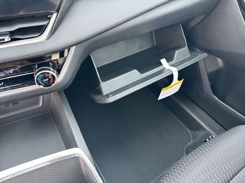 New 2026 Chevrolet Equinox LT image 35