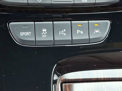 Used 2019 Buick LaCrosse Avenir w/ Driver Confidence Package II AWD/4WD image 33